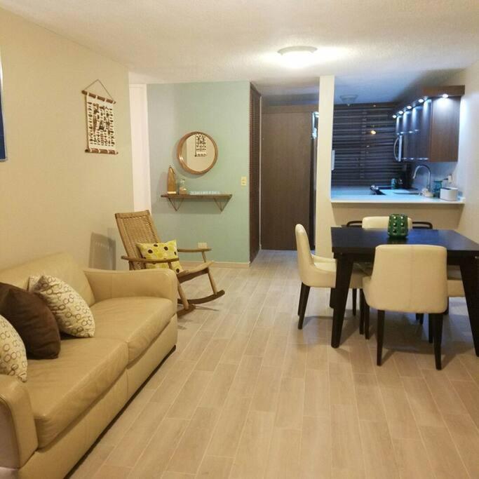 1St Floor, A/C Everywhere, Balcony With Beach View In Luquillo Eksteriør billede
